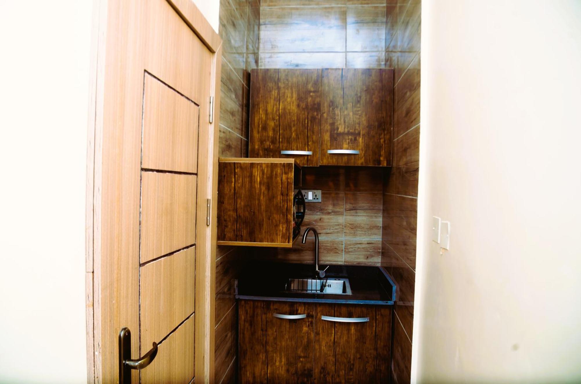 Aylesbury Homes Luxury Apartments レッキ エクステリア 写真
